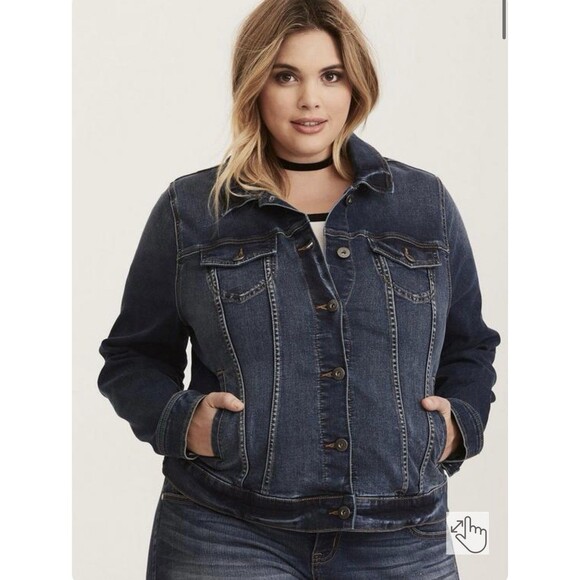 Torrid Women's Dark Blue Washed Denim Jacket Feel The Fit Stretch Torrid SZ 2 - Picture 1 of 14